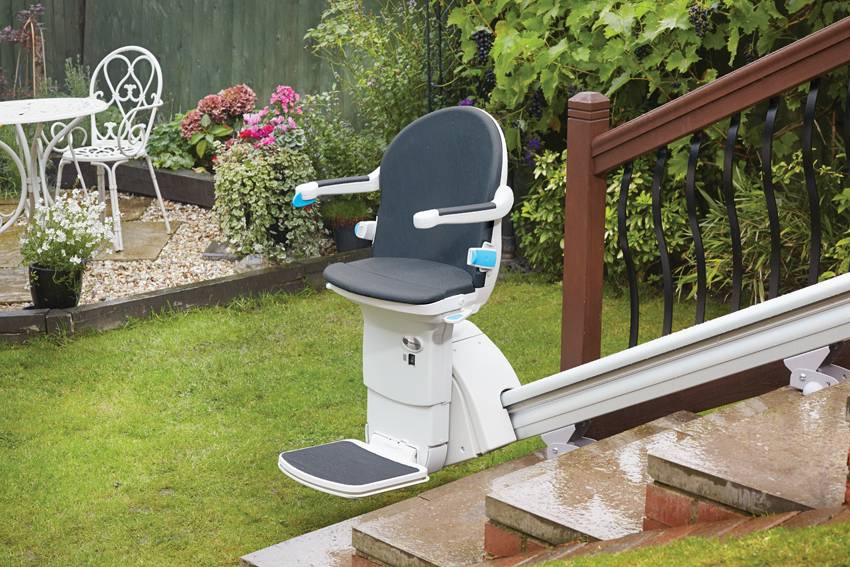 Handicare 1000 Outdoor Stairlift Handicare 1000 Outdoor Stairlift